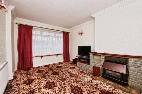 undefined, Elmpark Way, York