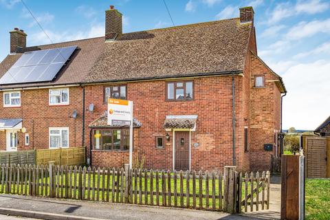 3 bedroom semi-detached house for sale, Dukes Close, Aylesbury HP18