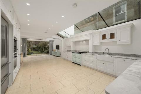 undefined, Carlisle Road, London, NW6