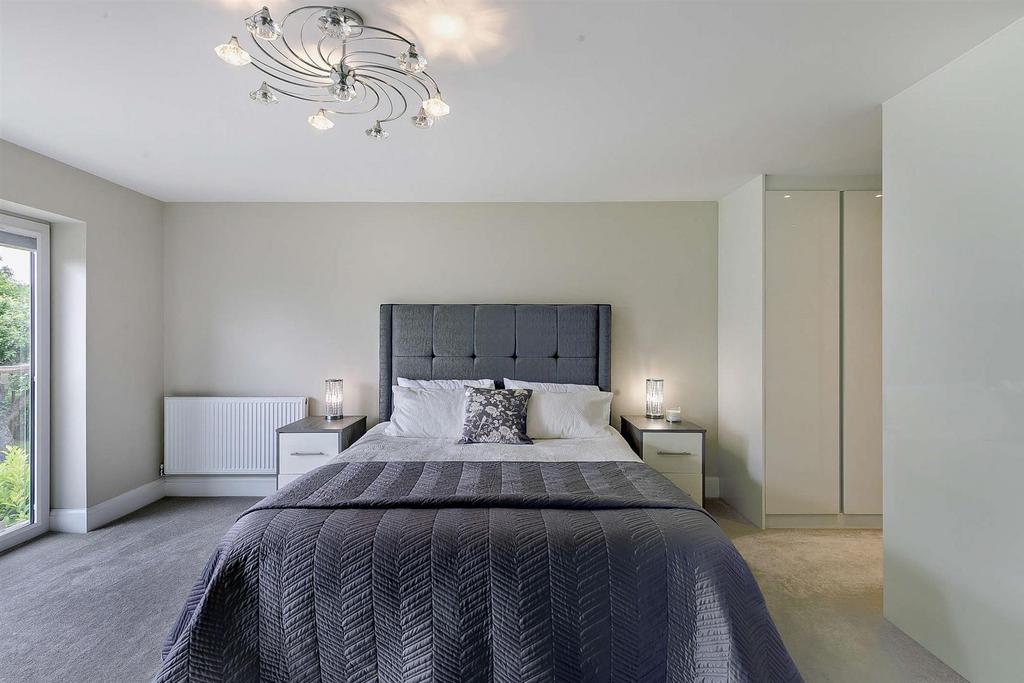 8603837-interior18-800.jpg