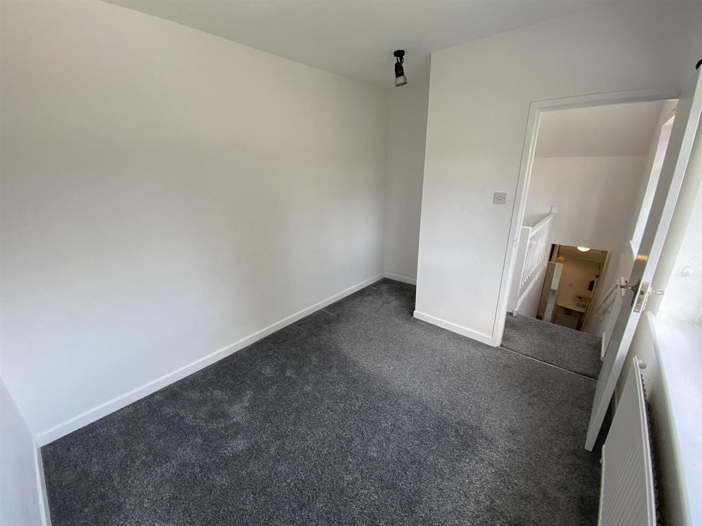 Front Bedroom 5