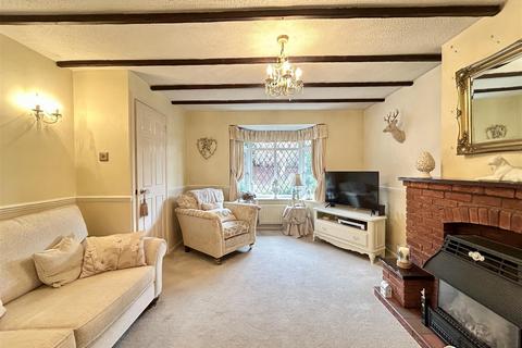4 bedroom detached house for sale, Sandringham Drive, Rowley Regis