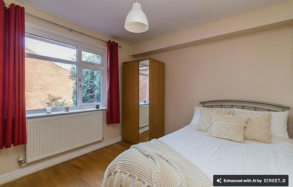 6 Double Bedrooms