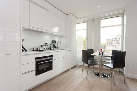 1 bedroom flat to rent, Central St. Giles Piazza, London WC2H