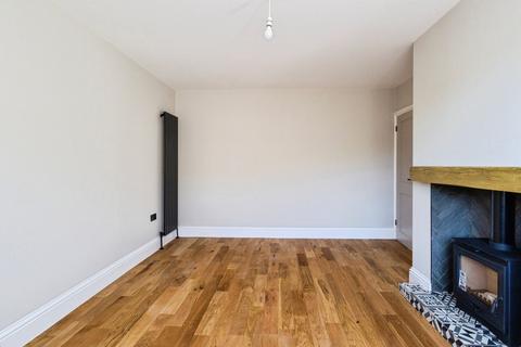 undefined, Richmond Close, Mossley, Ashton-under-Lyne, Greater Manchester, OL5