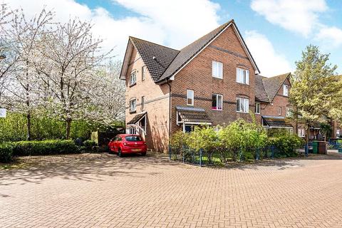 undefined, Jean Batten Close, Wallington SM6