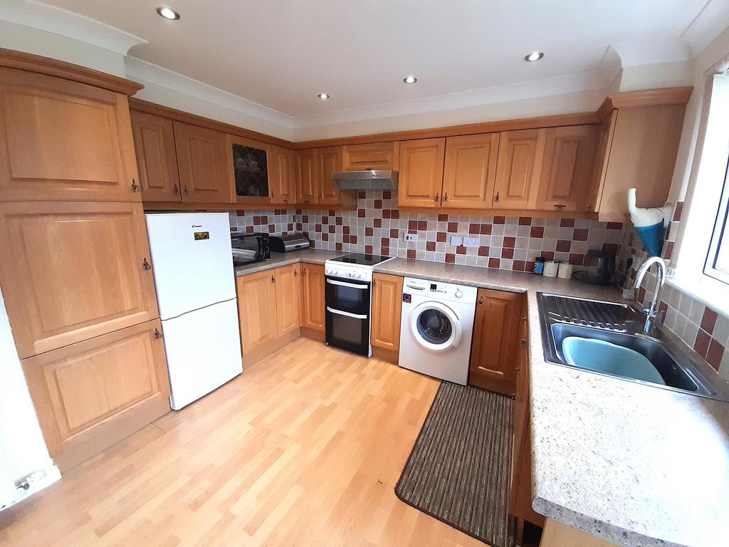 Kitchen 2