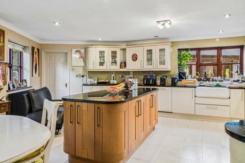 6 bedroom detached house for sale, Collum Green Road, Farnham Common, Buckinghamshire