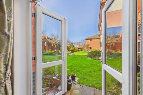 1 bedroom apartment for sale, 7 Fairways Court, Whitby