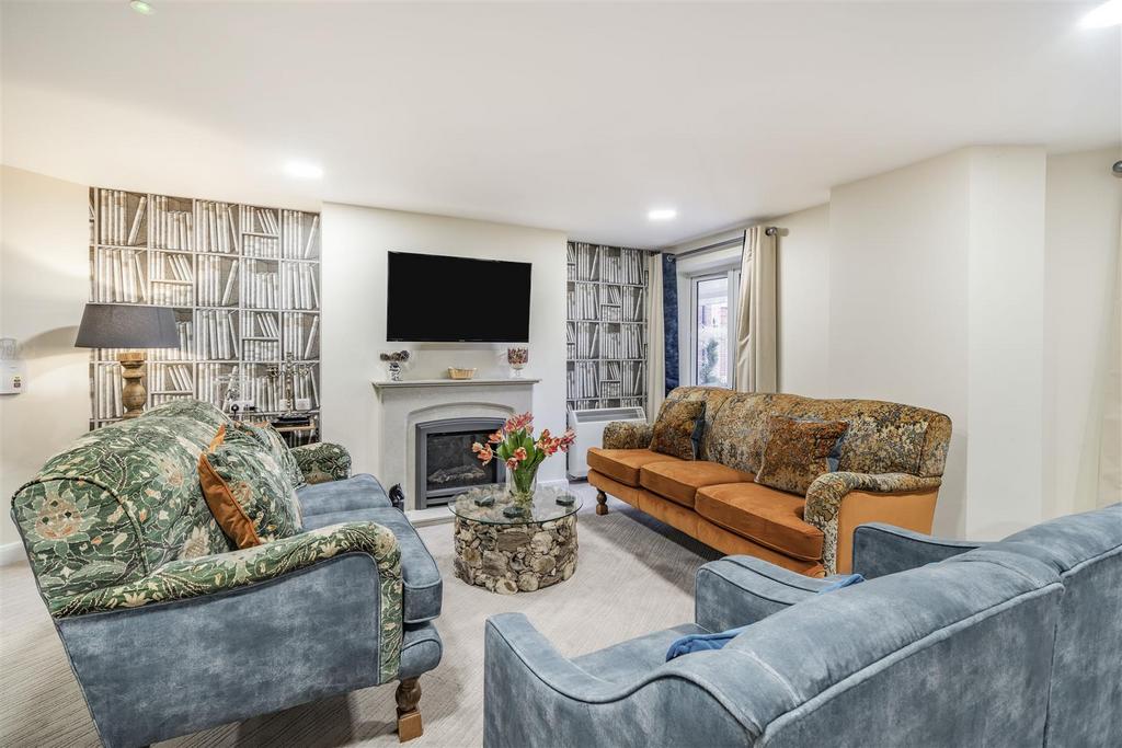 8498874-interior04.jpg