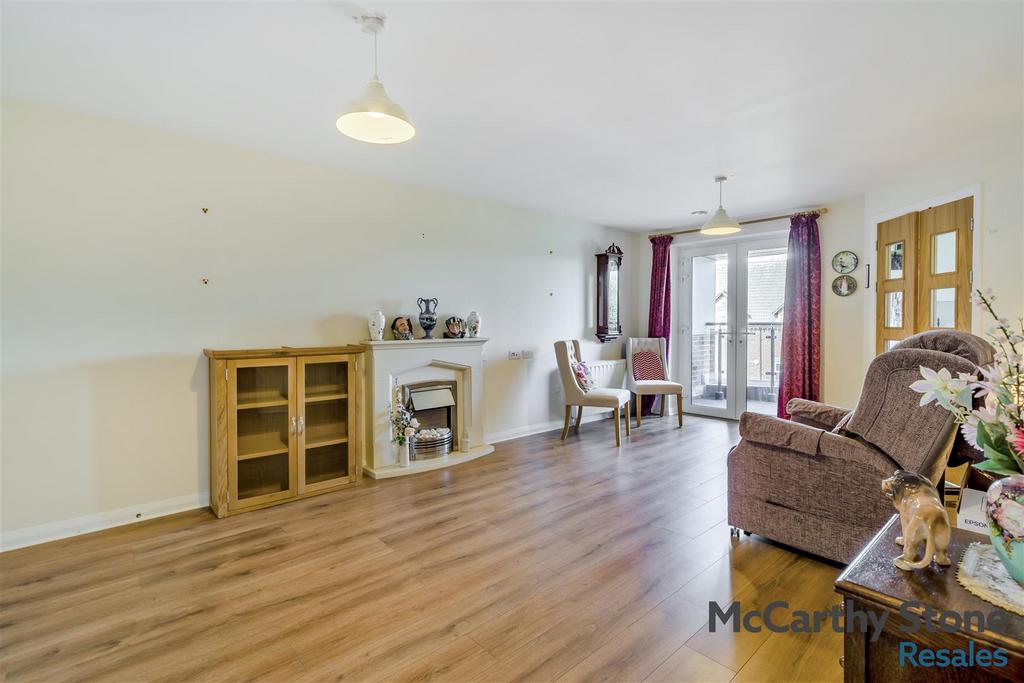 8681532-interior13.jpg
