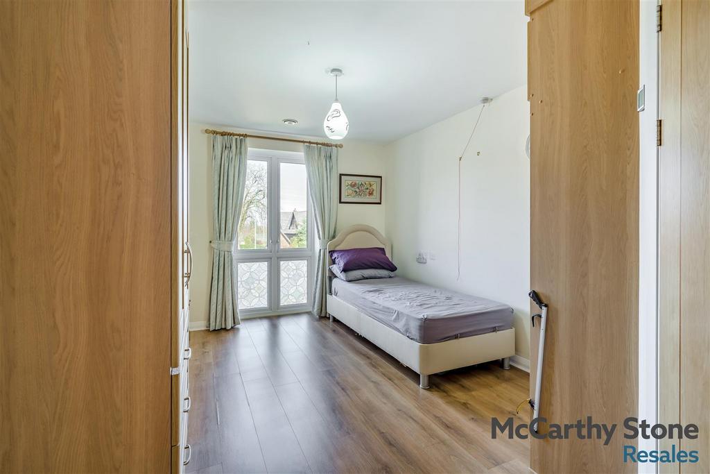 8681532-interior11.jpg
