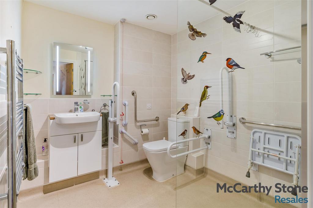 8681532-interior08.jpg