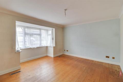3 bedroom detached house for sale, Beeches Grove, Beighton, S20