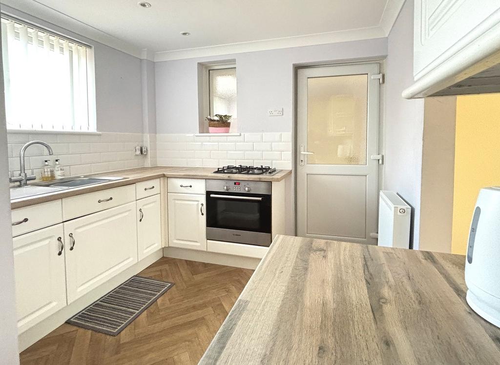 Kitchen 2