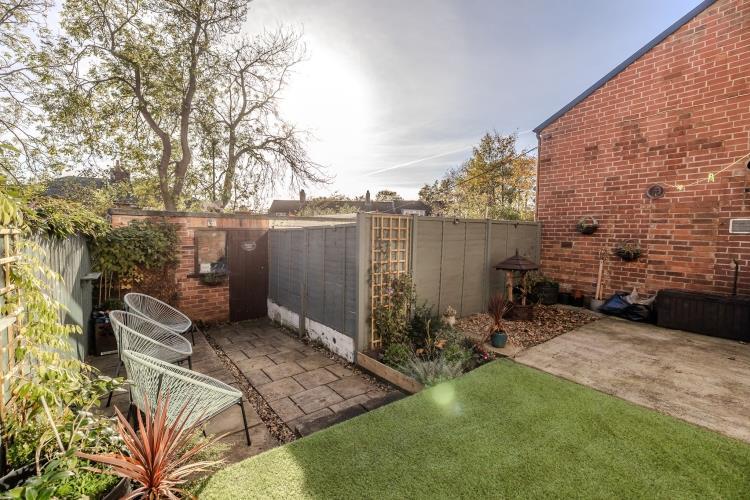 B.107 Verne Road NE297 LS-22