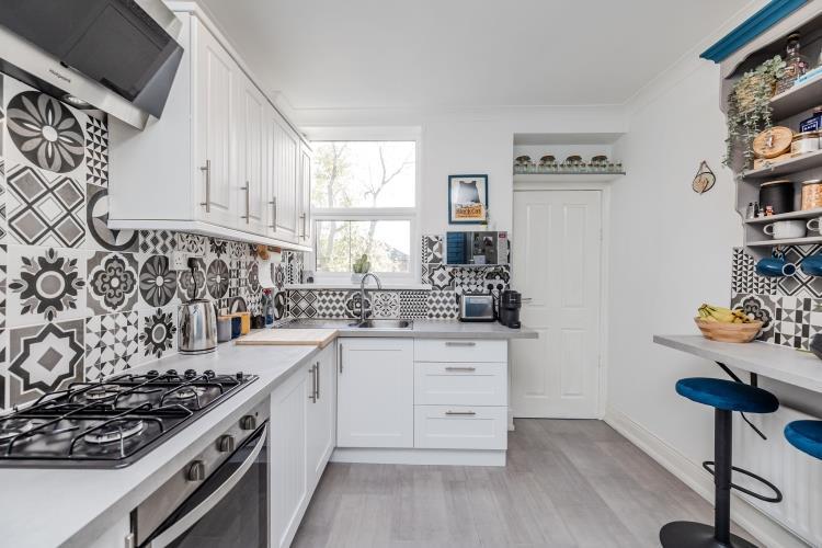 D.107 Verne Road NE297 LS-8