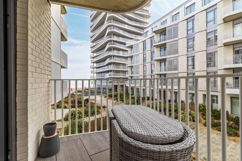 2 bedroom flat for sale, Brighton Road, Worthing