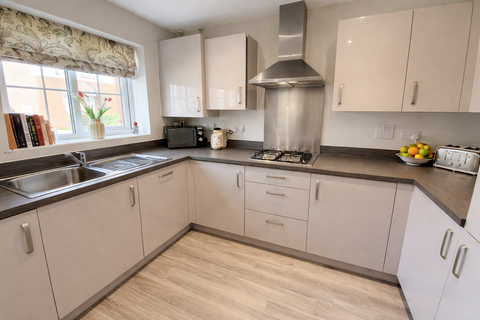 3 bedroom semi-detached house for sale, Bushby Road, Oadby, LE2