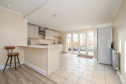 4 bedroom house for sale, Durnsford Road, London, SW19