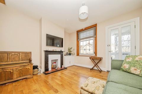3 bedroom end of terrace house for sale, Pownall Crescent, Colchester
