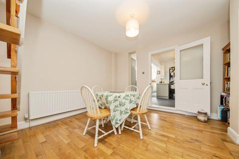 3 bedroom end of terrace house for sale, Pownall Crescent, Colchester