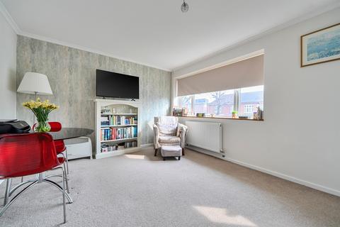 1 bedroom maisonette for sale, Chase Side, Enfield
