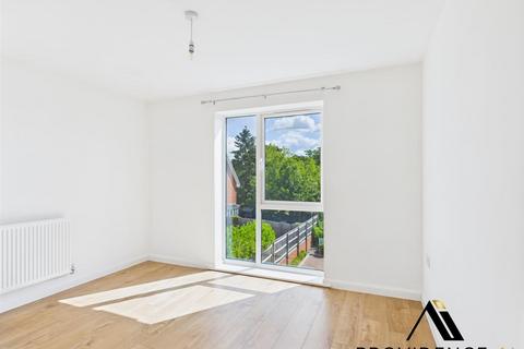 undefined, Robertson Way, Basingstoke RG21