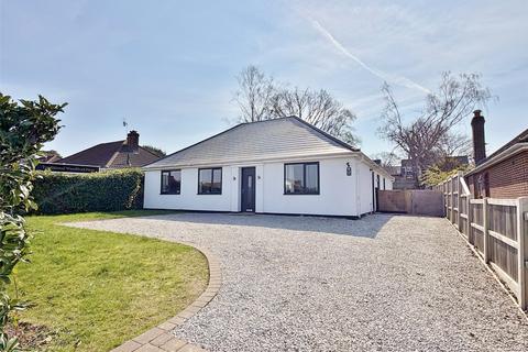 4 bedroom bungalow for sale, Kingsway, Ferndown, Dorset, BH22