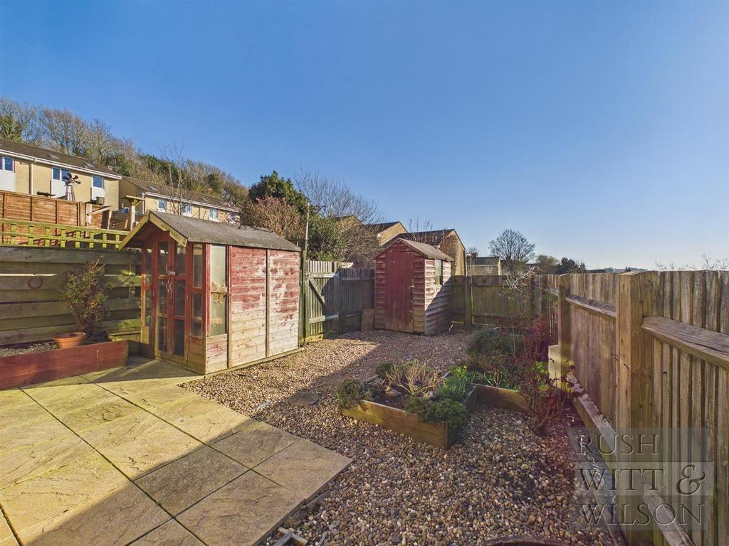 CAM03417 G0-PR1025-STILL017.jpg