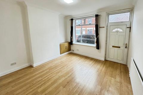 2 bedroom terraced house for sale, Woodland Road, Leicestershire LE5