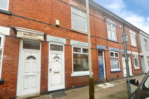 2 bedroom terraced house for sale, Woodland Road, Leicestershire LE5