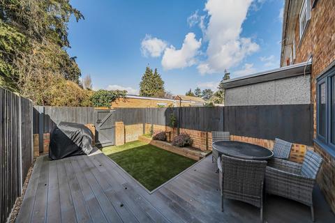 3 bedroom terraced house for sale, Hendon Terrace, Chertsey Road, Ashford, TW15