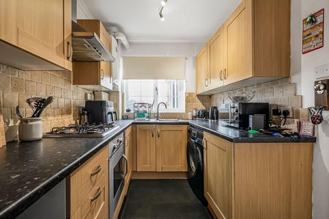 3 bedroom terraced house for sale, Hendon Terrace, Chertsey Road, Ashford, TW15