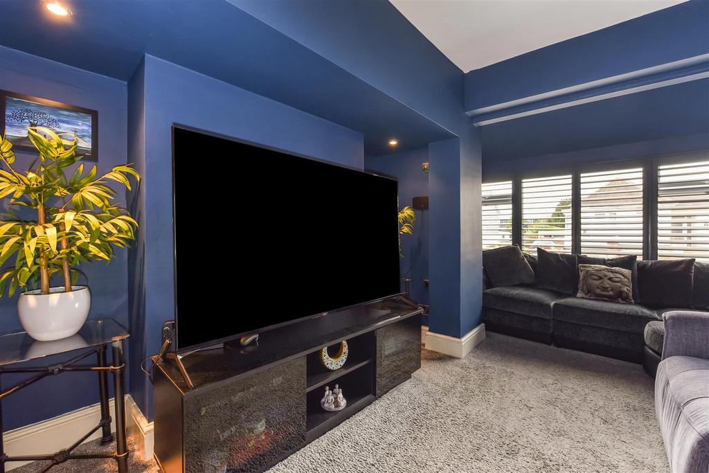 Sketch Ph13 6241349.jpg