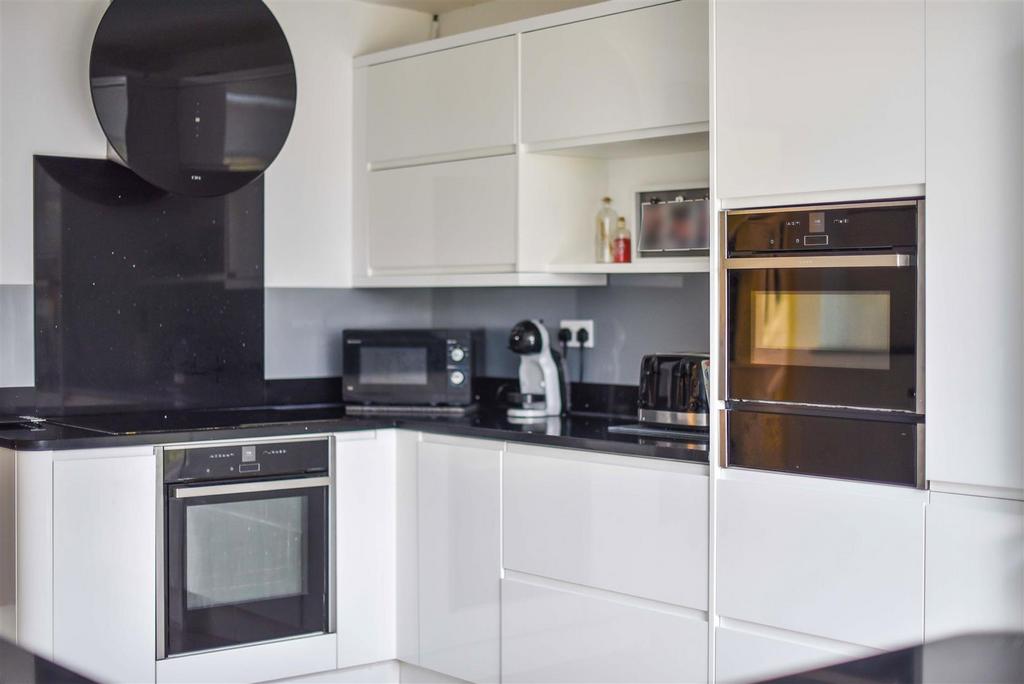 Sketch Ph34 6241371.jpg