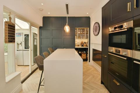 5 bedroom detached house for sale, Dymchurch Road, St. Marys Bay, Romney Marsh, Kent, TN29