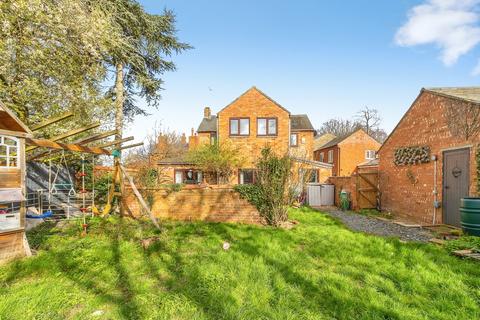 4 bedroom link detached house for sale, Chestnut Road, Yardley Gobion, Towcester, Northamptonshire, NN12