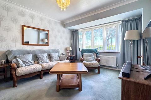 4 bedroom semi-detached house for sale, Oxford Way, Jarrow, Tyne and Wear, NE32 4XA