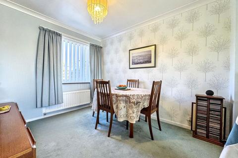 4 bedroom semi-detached house for sale, Oxford Way, Jarrow, Tyne and Wear, NE32 4XA