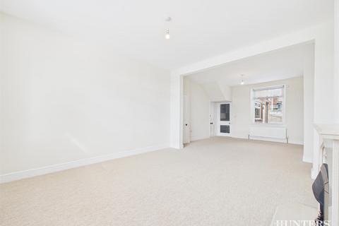 3 bedroom terraced house for sale, Durham Road, Leadgate, Consett