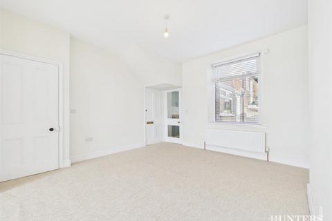 3 bedroom terraced house for sale, Durham Road, Leadgate, Consett