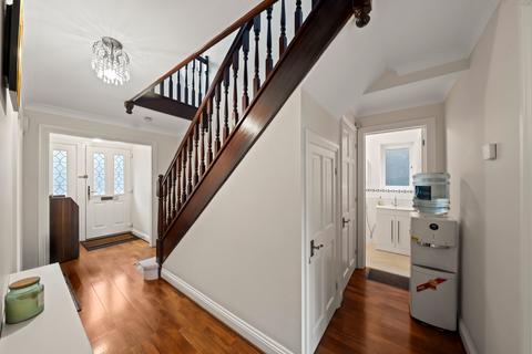 4 bedroom detached house for sale, Cleveland Gardens, Worcester Park KT4
