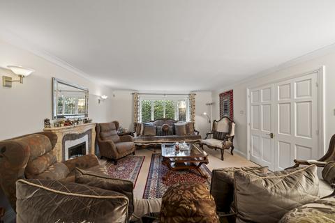 4 bedroom detached house for sale, Cleveland Gardens, Worcester Park KT4