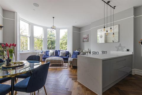 2 bedroom apartment for sale, Cathedral Road, Cardiff CF11