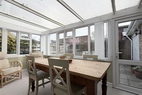 2 bedroom bungalow for sale, Crossways, Peterchurch, Hereford