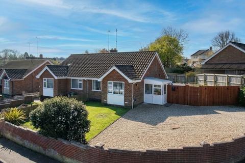 2 bedroom semi-detached bungalow for sale, Royston Green, North Walsham