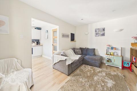 2 bedroom semi-detached bungalow for sale, Royston Green, North Walsham