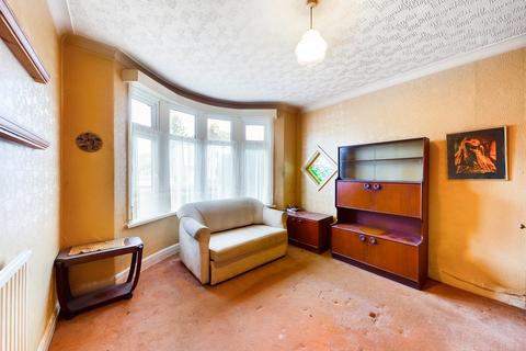 2 bedroom bungalow for sale, Finchley Road, Fairwater, Cardiff, CF5