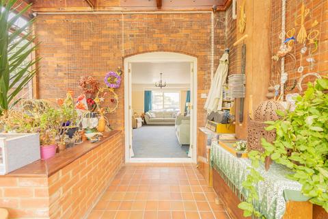 5 bedroom detached house for sale, Fairfield Road, Saxmundham